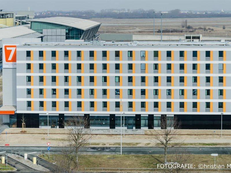 Campanile Leipzig Halle Airport شكويديتس المظهر الخارجي الصورة