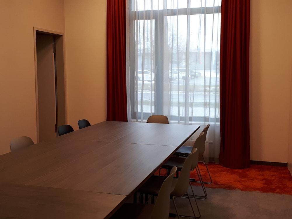 Campanile Leipzig Halle Airport شكويديتس المظهر الخارجي الصورة