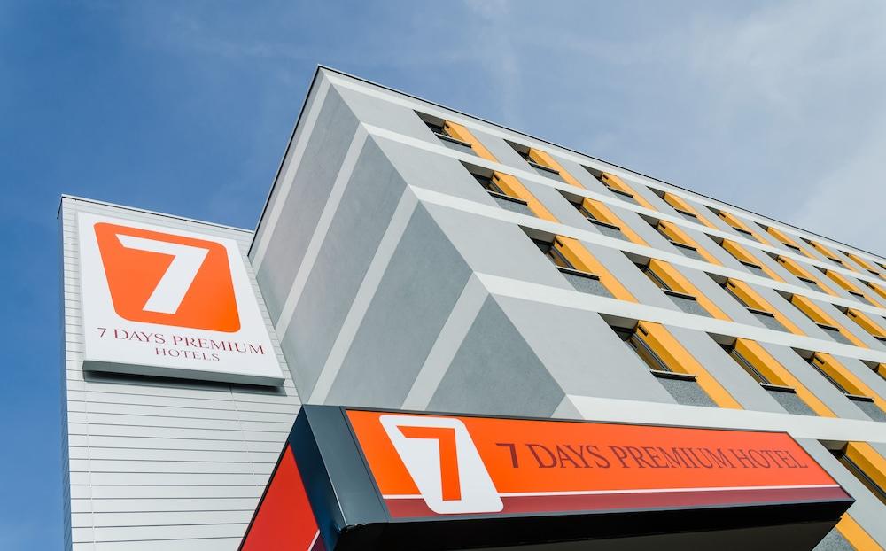 Campanile Leipzig Halle Airport شكويديتس المظهر الخارجي الصورة